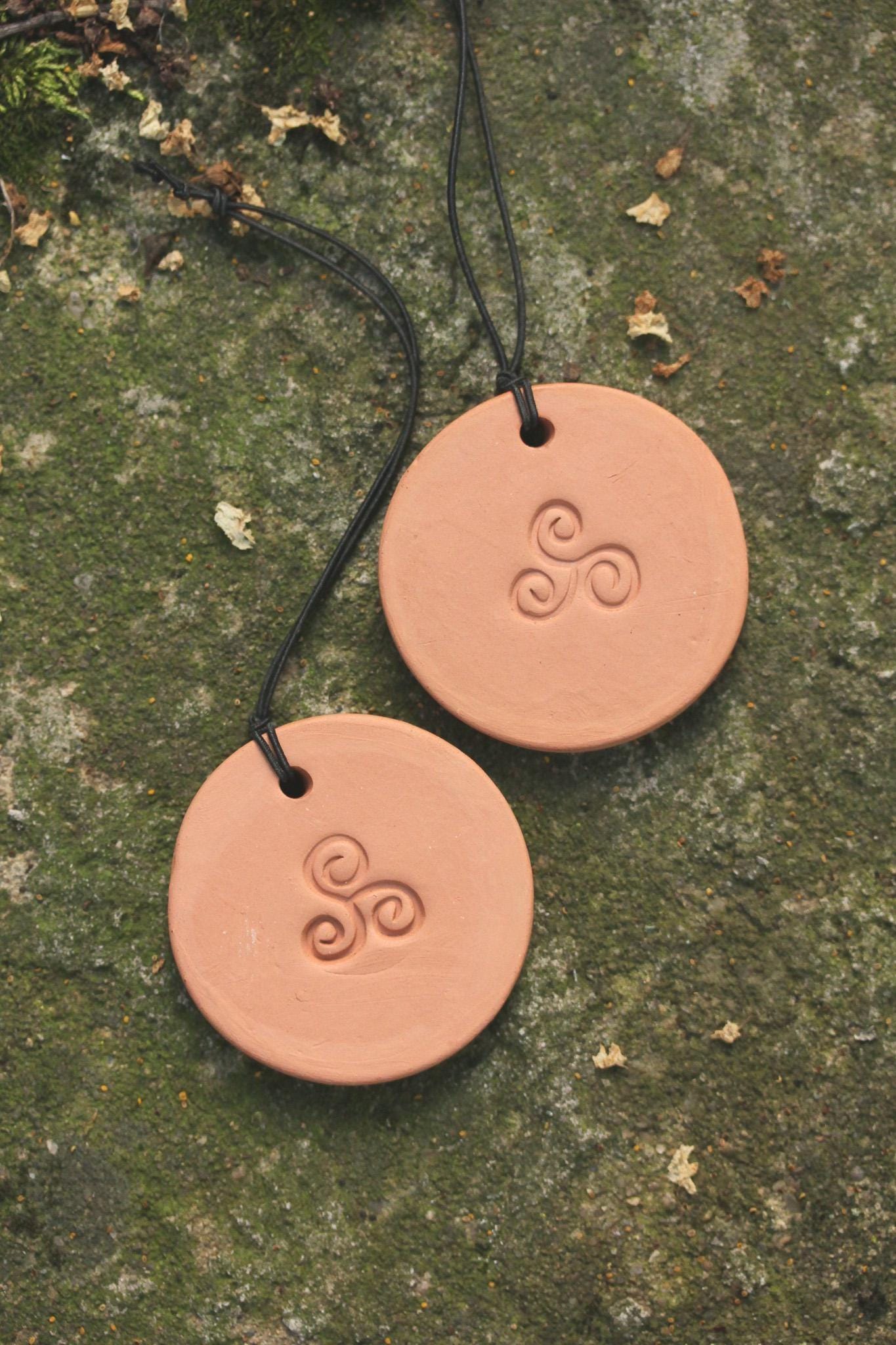 Terra Cotta Essential Oil Diffuser Disk: Hanging Aromatherapy: Passive Diffuser